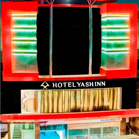 Hotel Yash Inn Mirzāpur Buitenkant foto