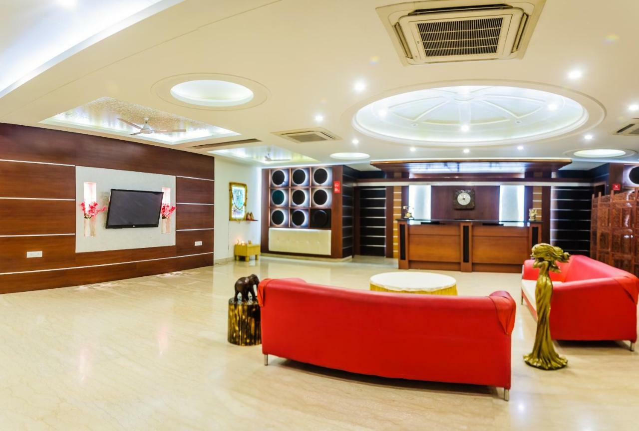 Hotel Yash Inn Mirzāpur Buitenkant foto