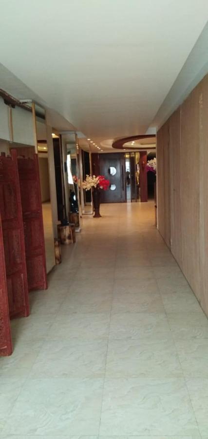 Hotel Yash Inn Mirzāpur Buitenkant foto