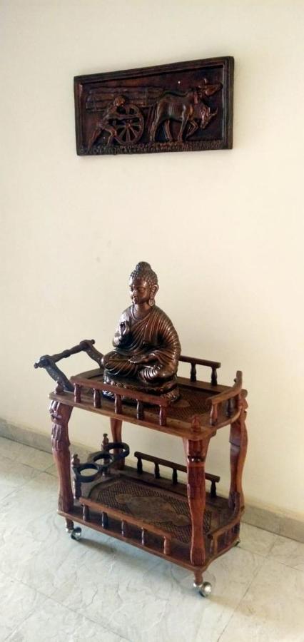 Hotel Yash Inn Mirzāpur Buitenkant foto